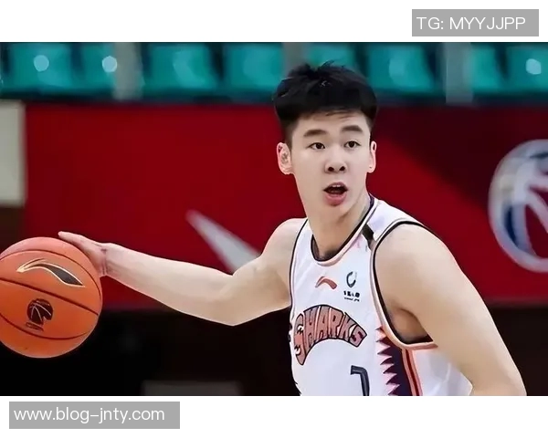 郭昊文末节爆发三分球连中助球队逆转拿下胜利表现亮眼